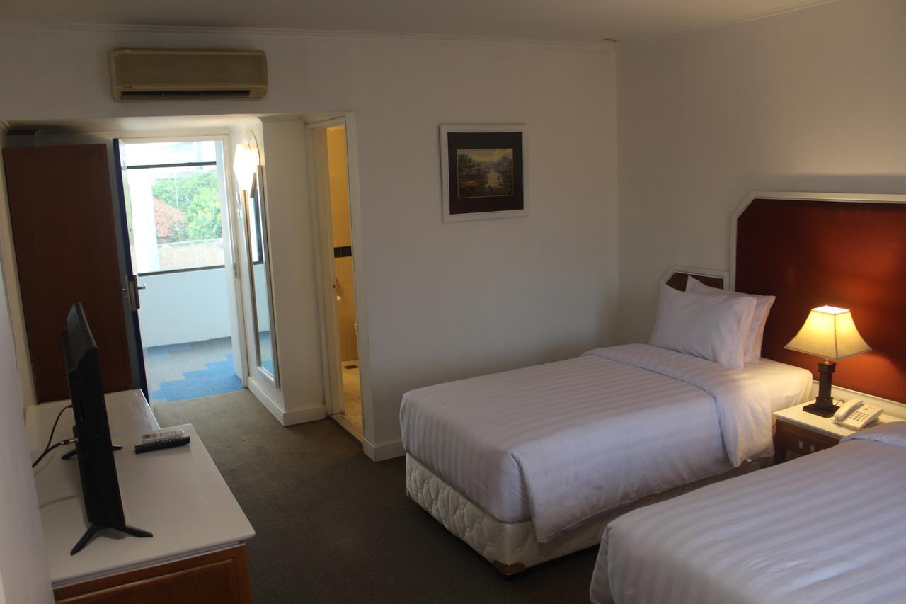 Arnava Hotel Senen 雅加达 外观 照片
