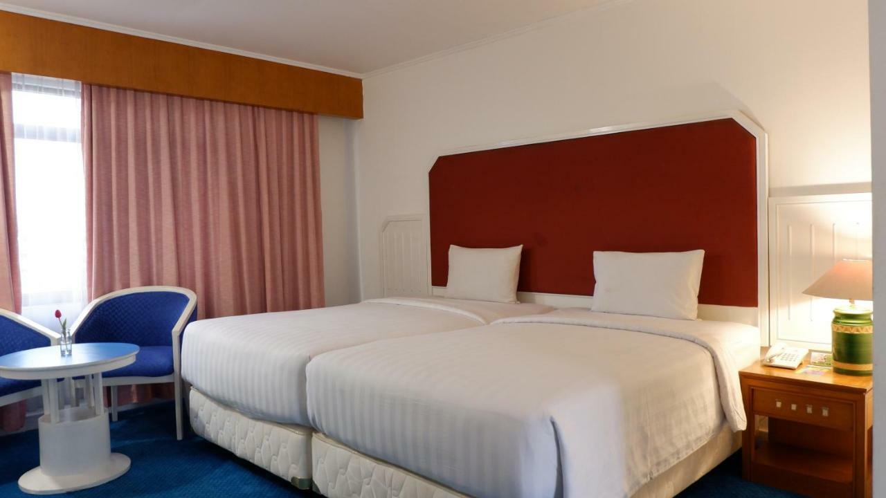 Arnava Hotel Senen 雅加达 外观 照片