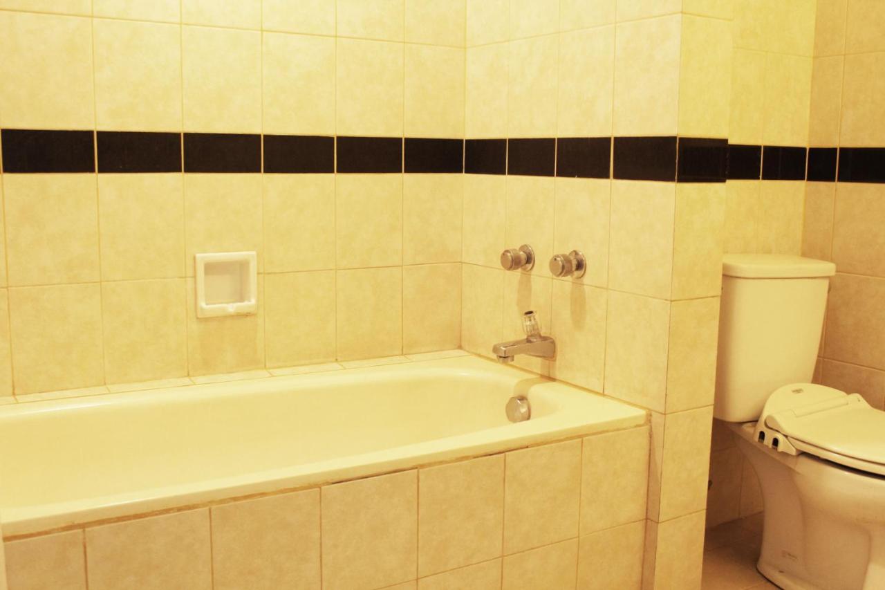 Arnava Hotel Senen 雅加达 外观 照片